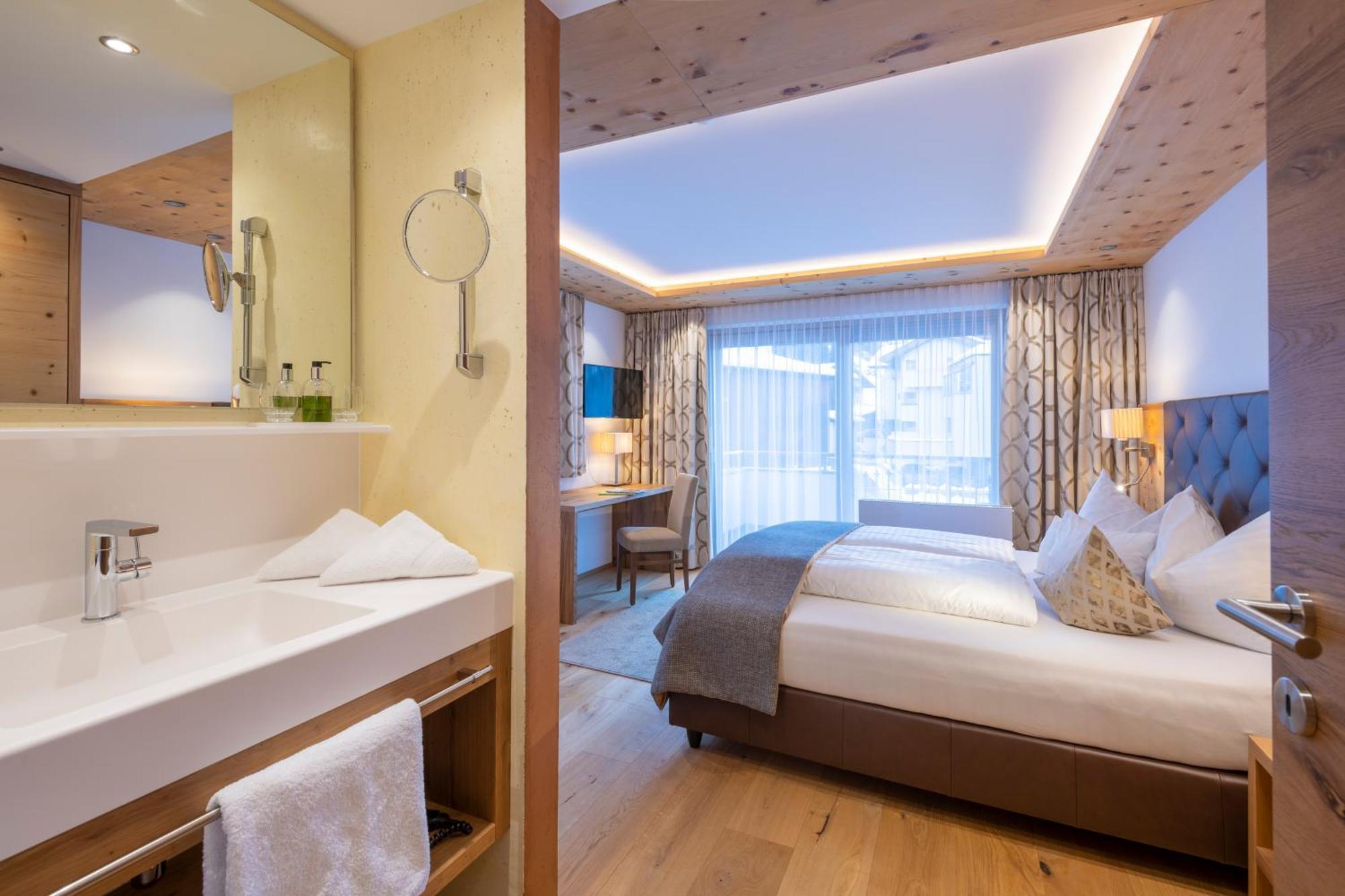 Hotel Olympia Ischgl Exteriör bild