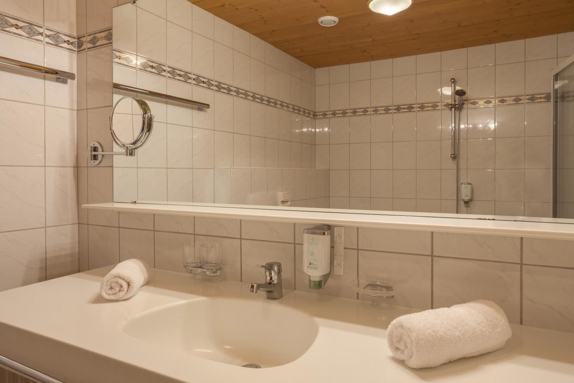 Hotel Olympia Ischgl Exteriör bild