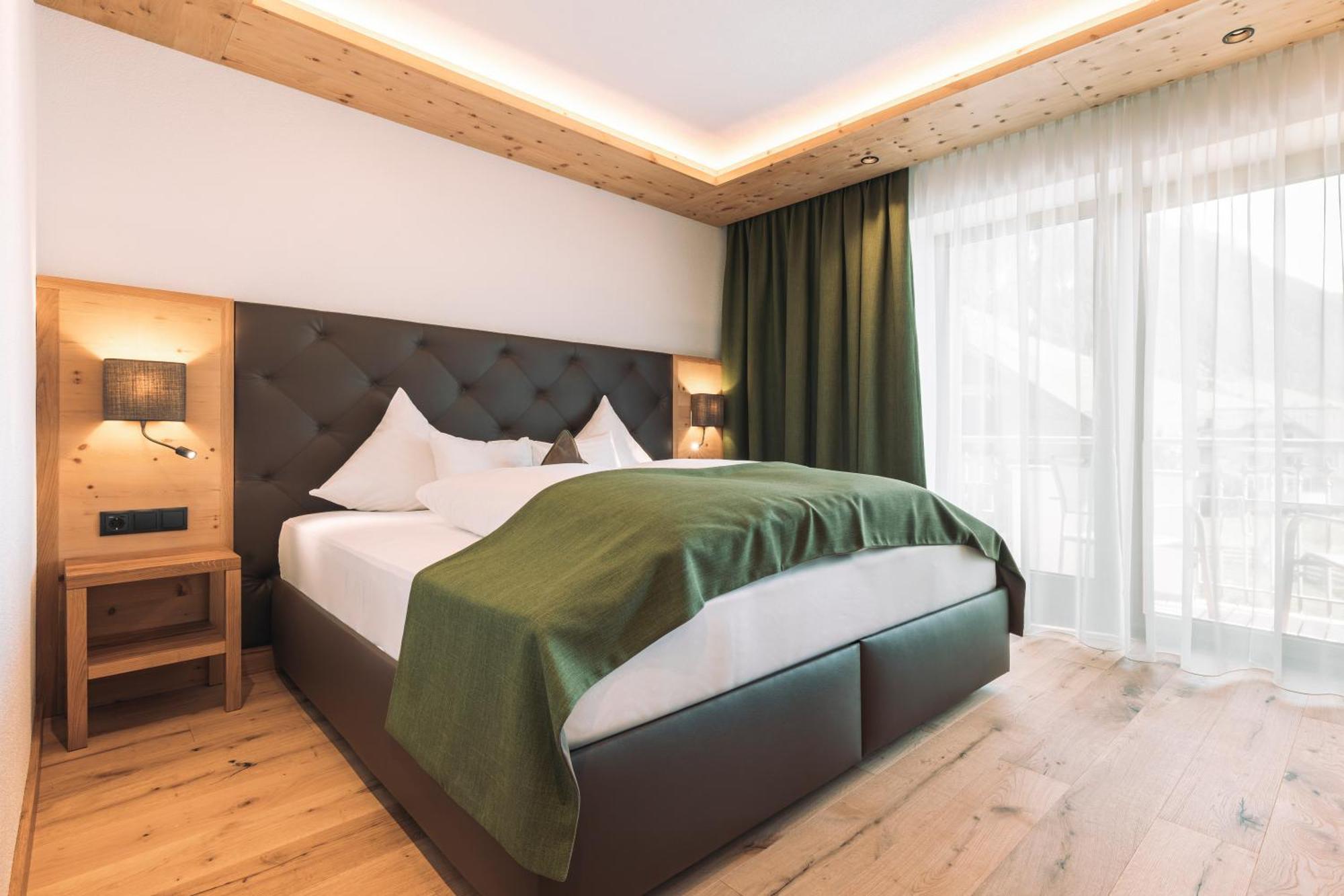 Hotel Olympia Ischgl Exteriör bild